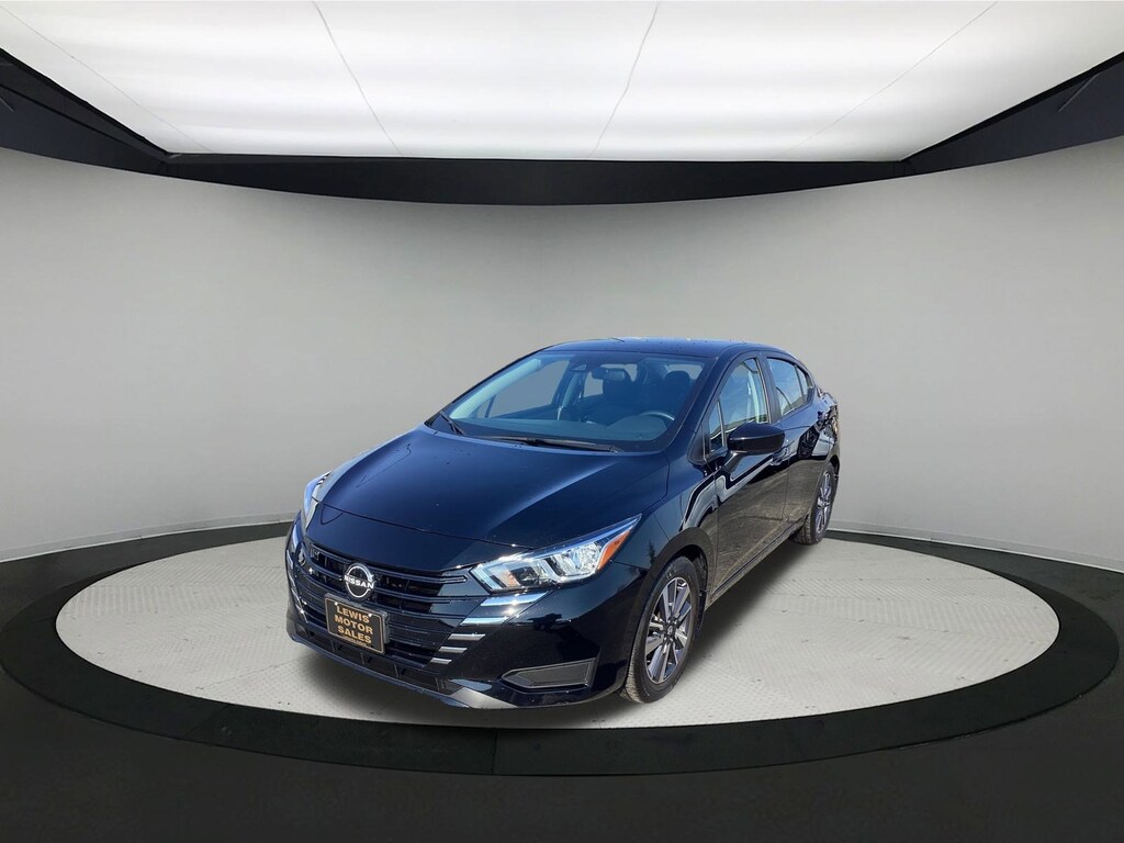 Used 2024 Nissan Versa 1.6 SV Sedan