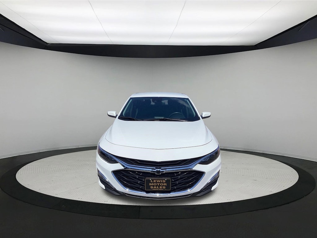 Used 2024 Chevrolet Malibu RS Sedan