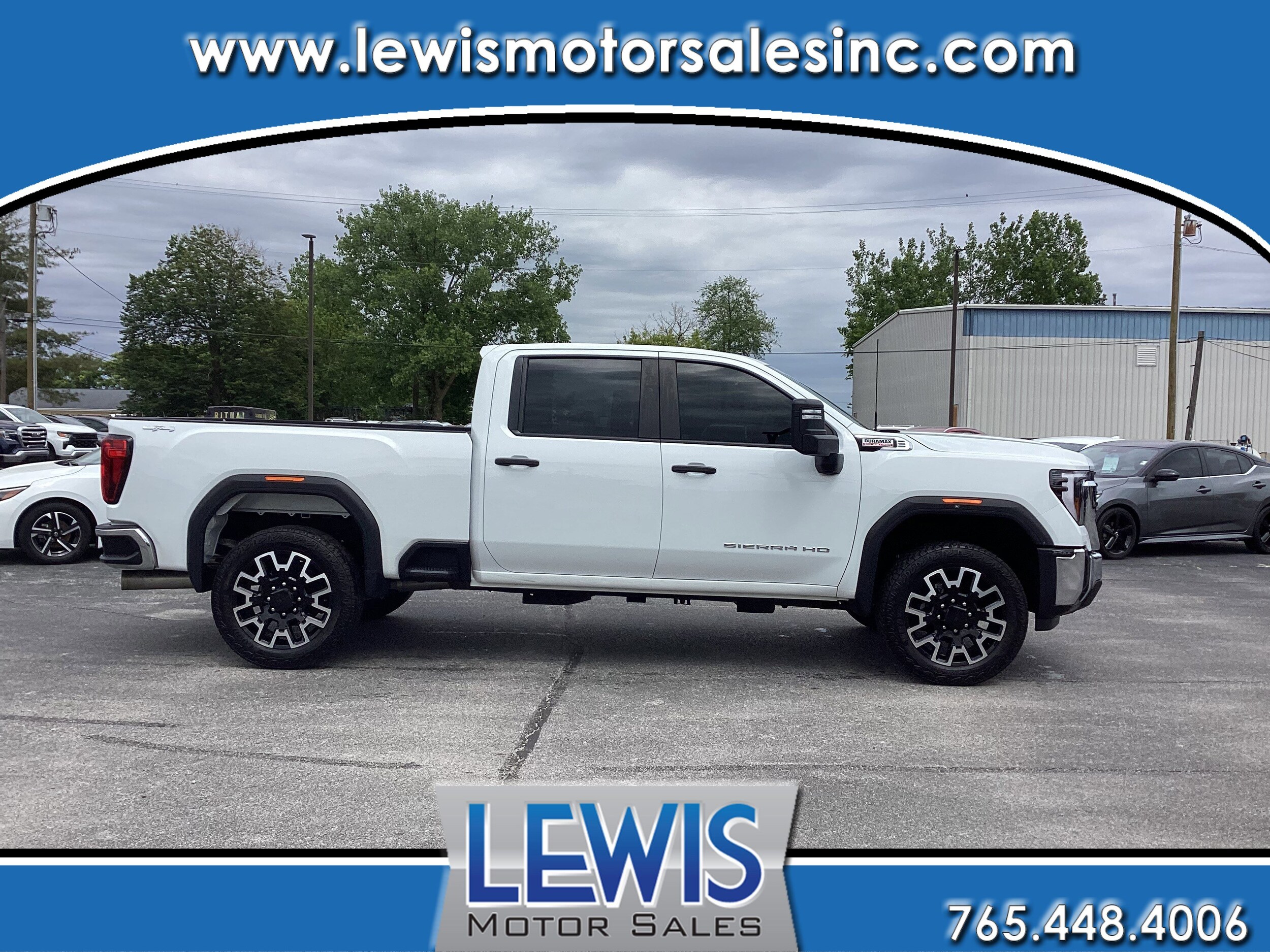 2024 GMC Sierra 4WD Crew Cab Standard Box Pro's photo