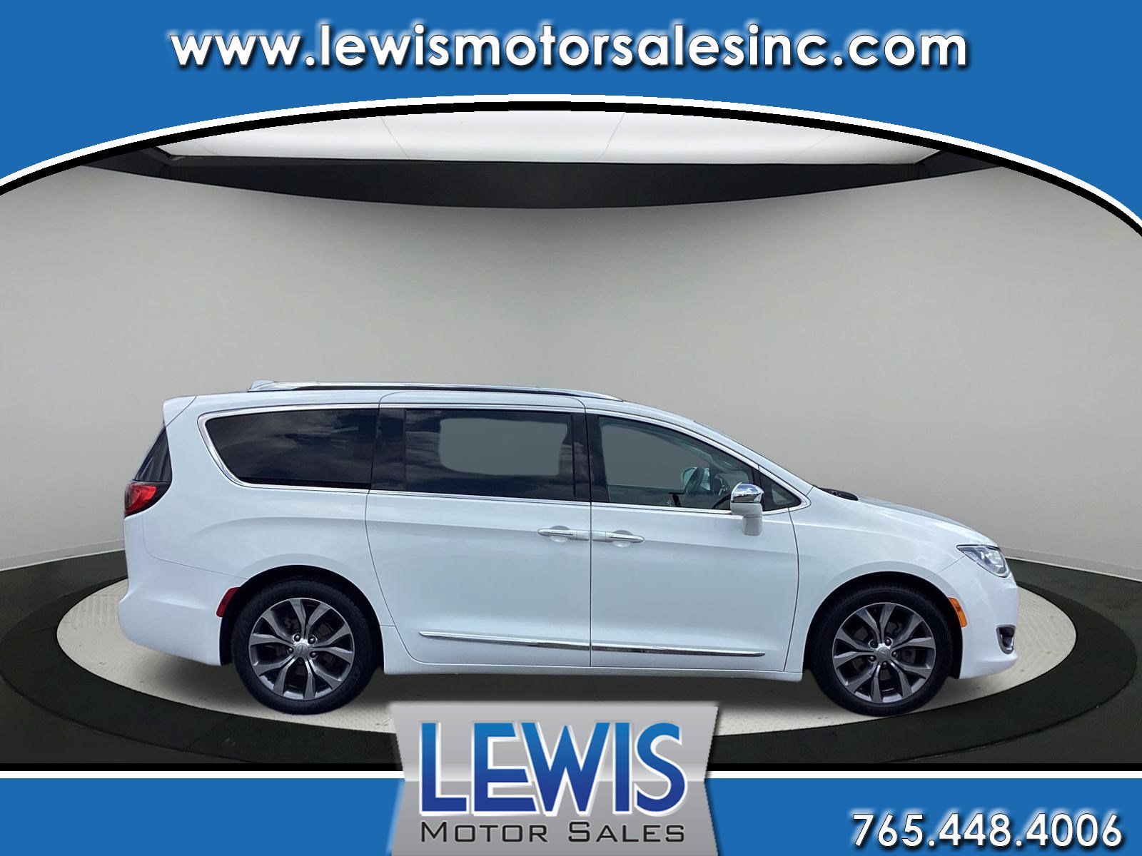 2018 Chrysler Pacifica Limited's photo
