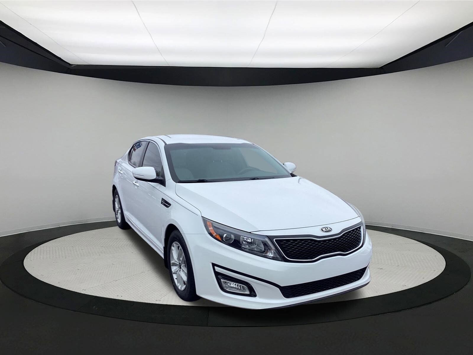 2015 Kia Optima LX photo 2