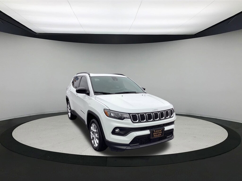 Used 2024 Jeep Compass Latitude Lux SUV