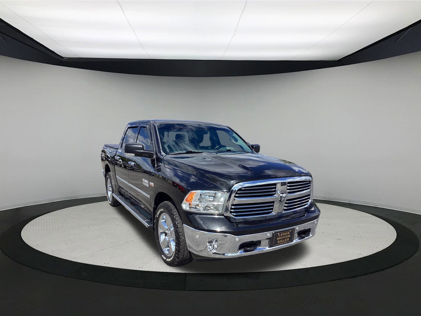 2015 Ram 1500 Big Horn photo 2