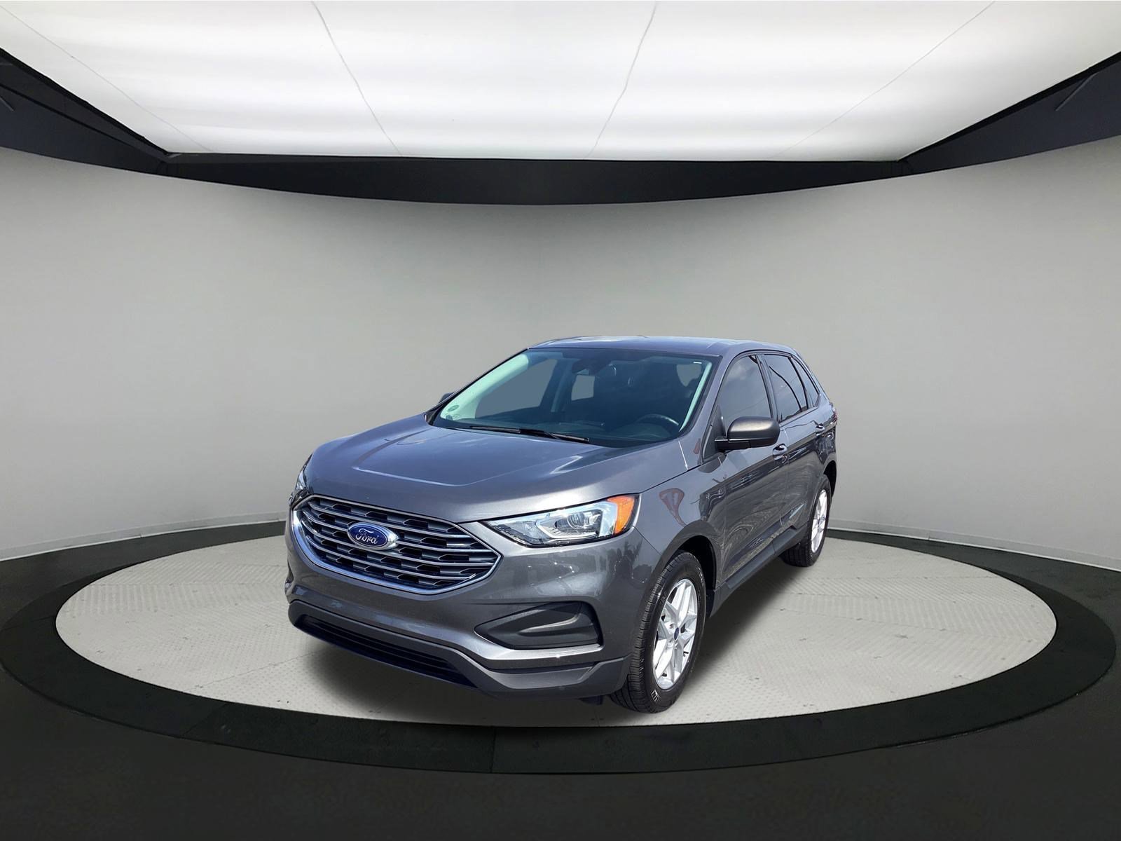 2022 Ford Edge SE photo 4
