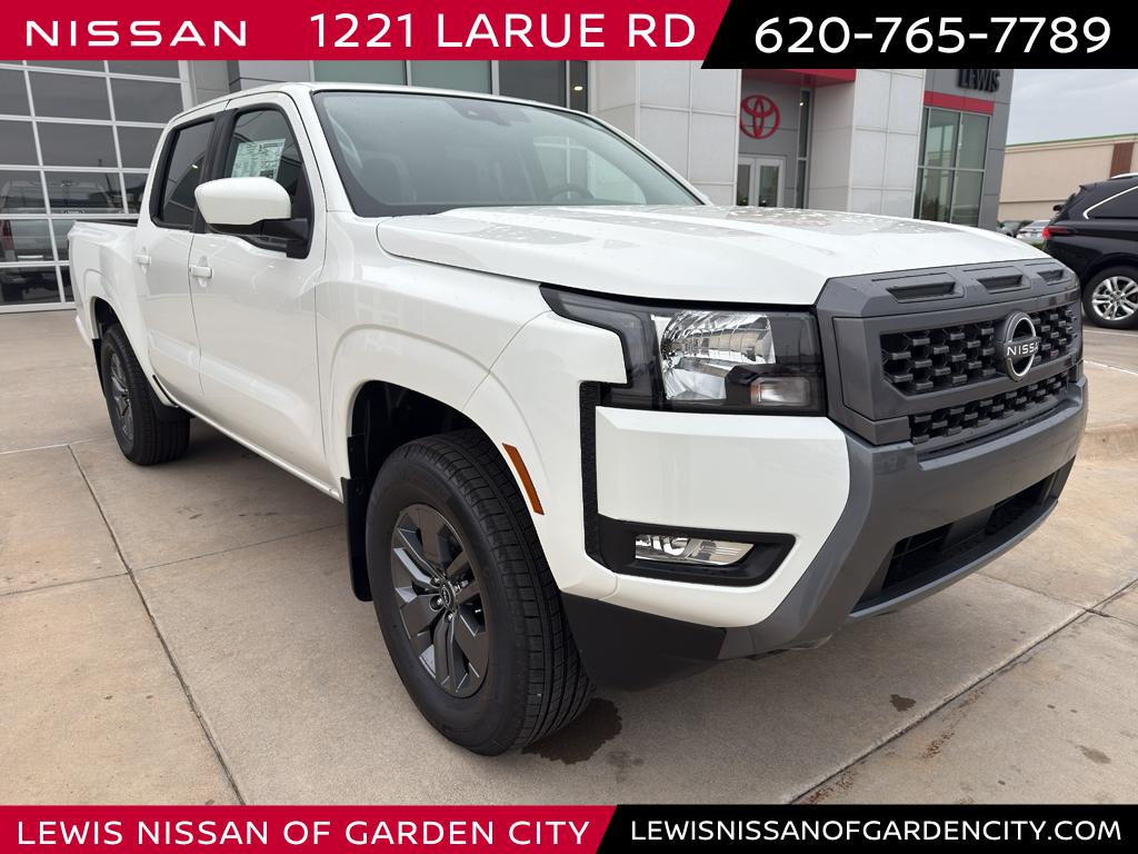 2025 Nissan Frontier SV's photo