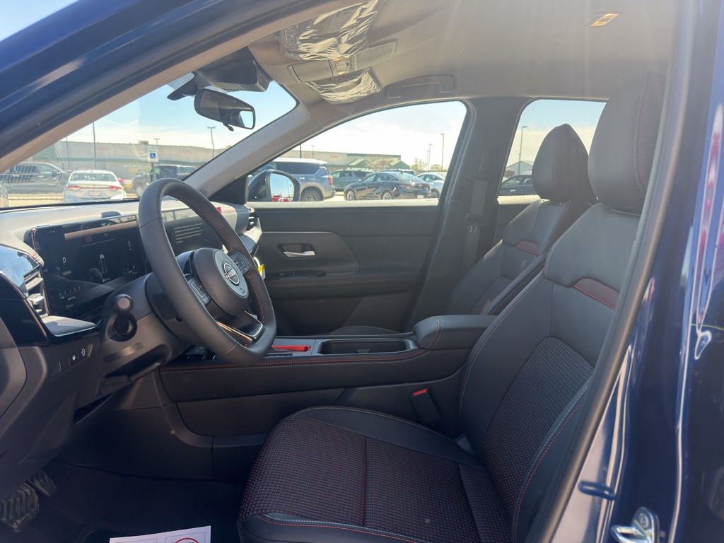 2026 Nissan KICKS SR - Photo 11