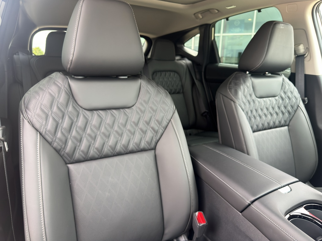 2026 Nissan Murano Platinum - Photo 7