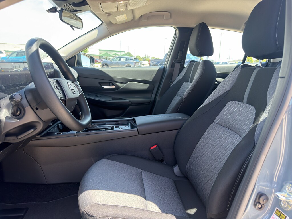 2026 Nissan Sentra SV - Photo 12
