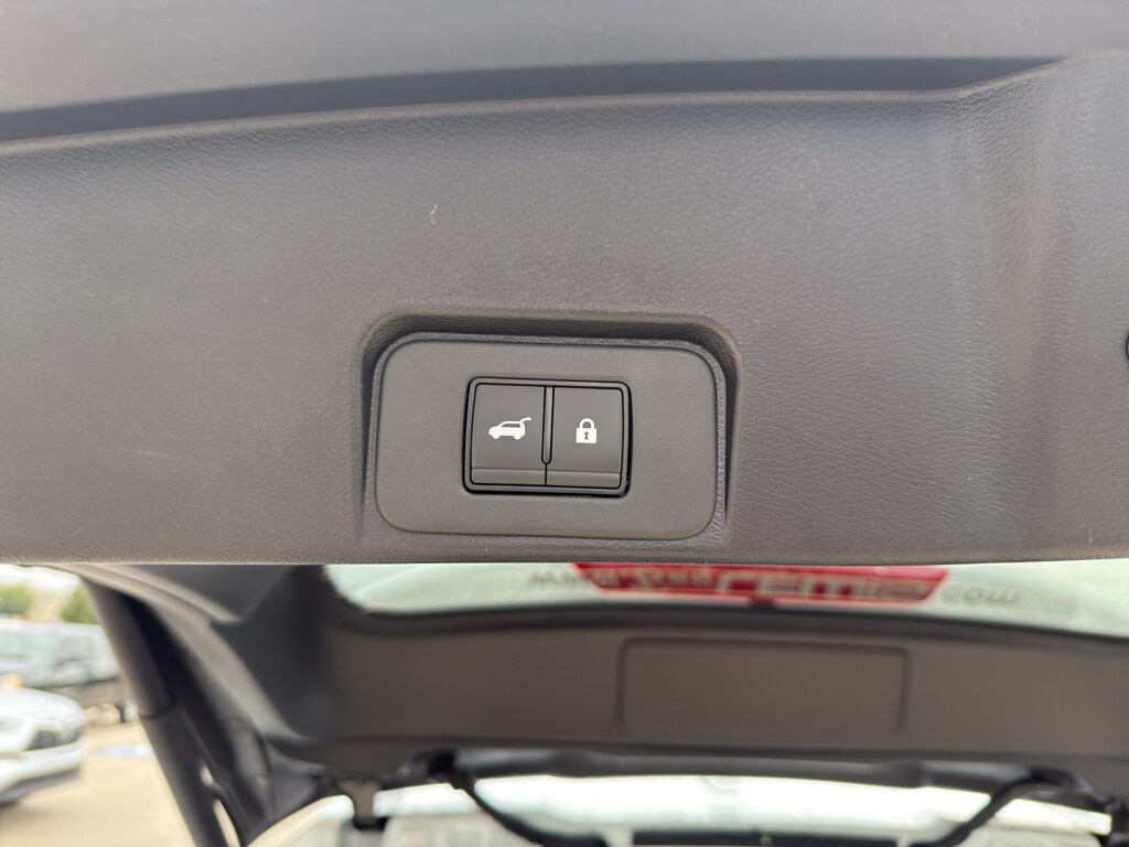 New 2026 Nissan Rogue SV SUV