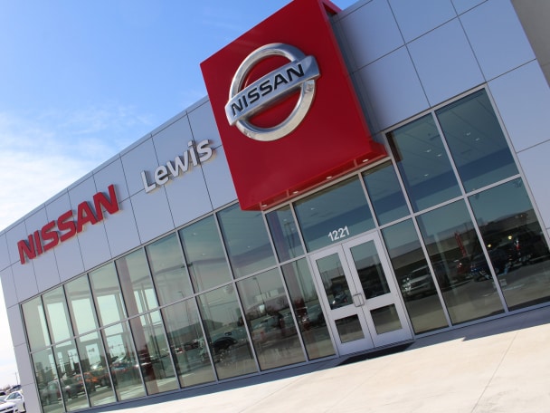 Lewis Nissan (1).png