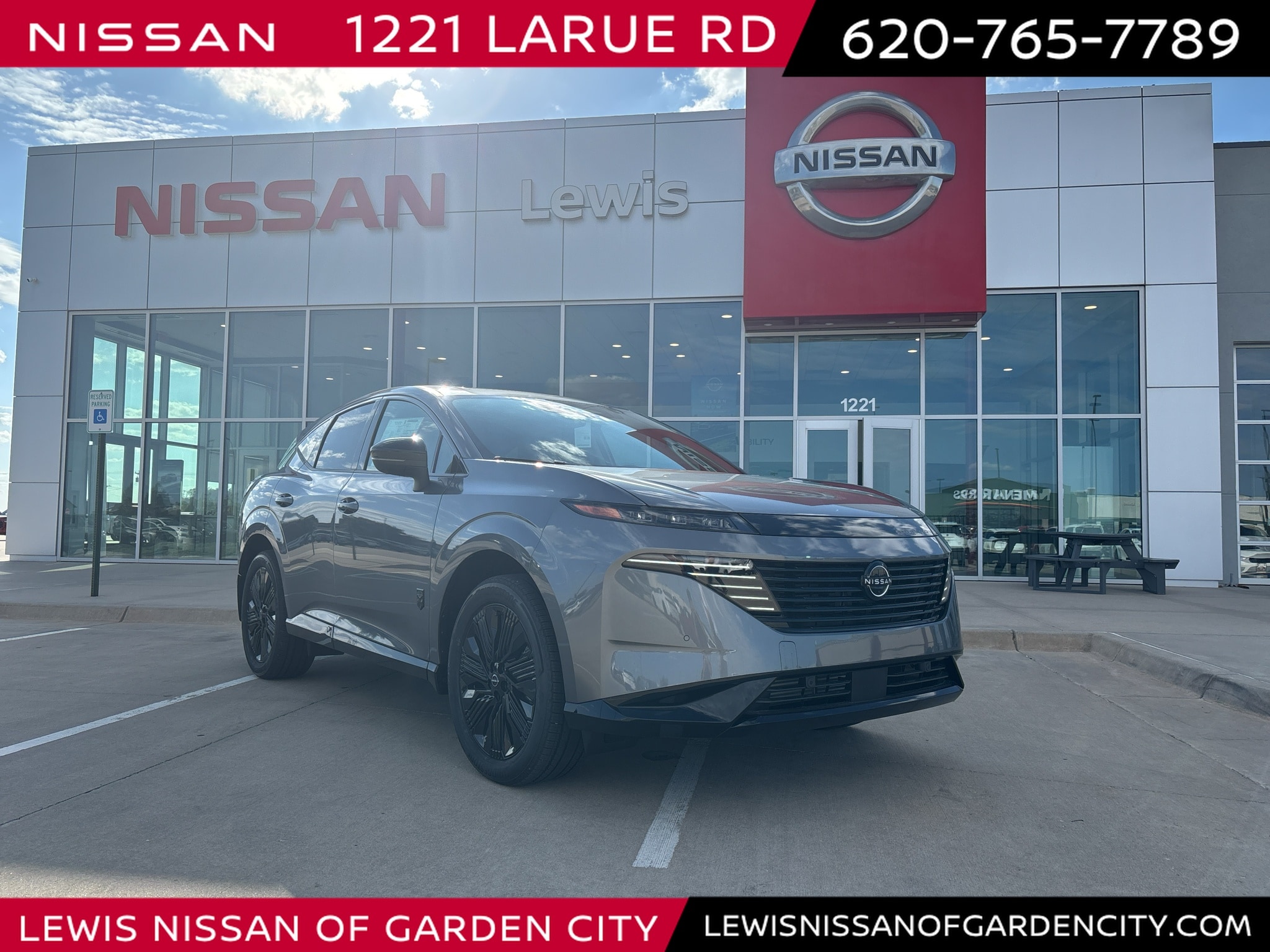 2027 Nissan Murano Dark Armor - Photo 1