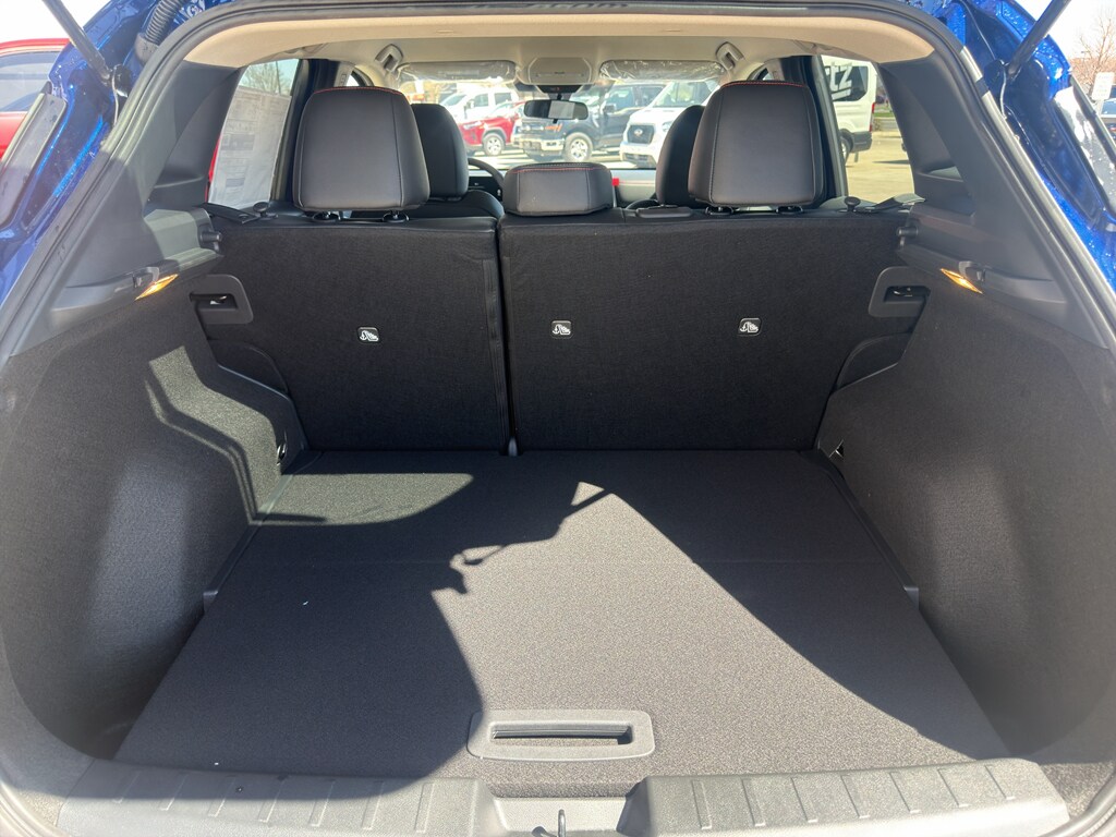 2026 Nissan KICKS SR - Photo 8