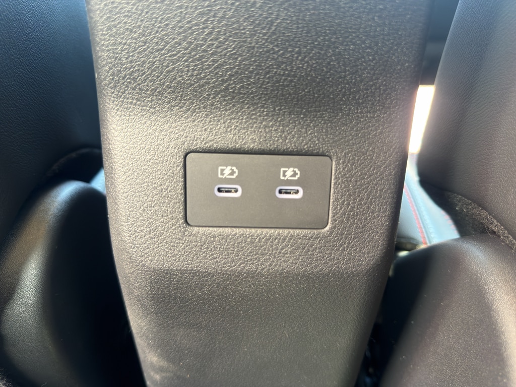 2026 Nissan KICKS SR - Photo 10