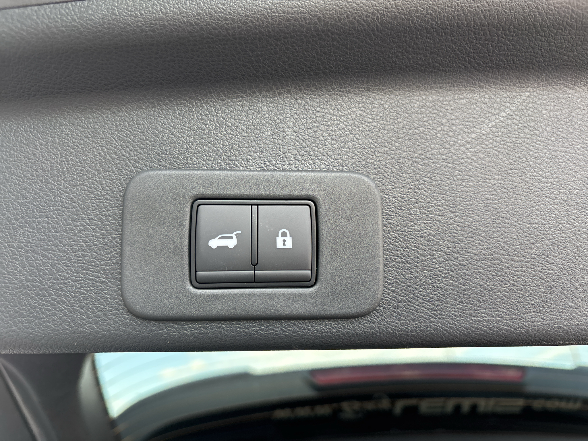 2027 Nissan Murano Dark Armor - Photo 25
