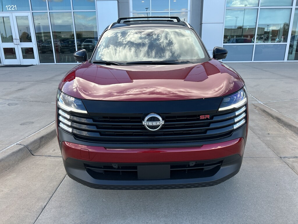 New 2026 Nissan Kicks SR SUV