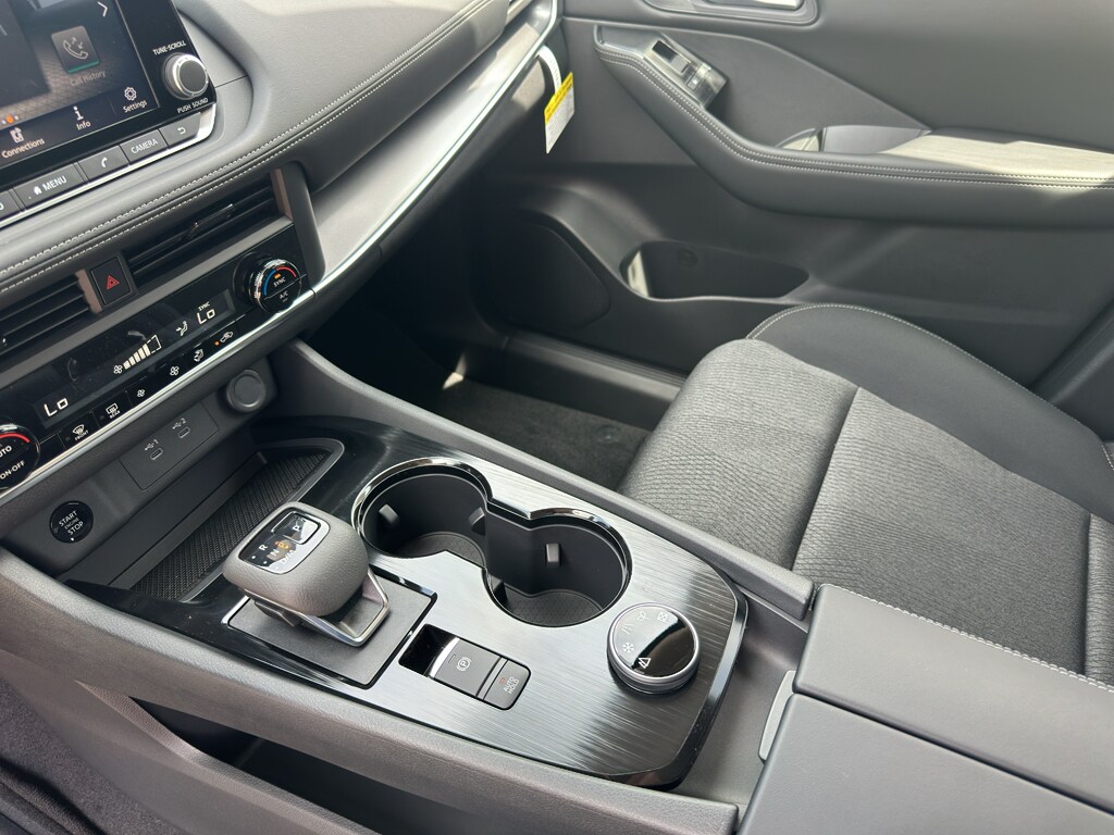 2026 Nissan Rogue SV - Photo 20