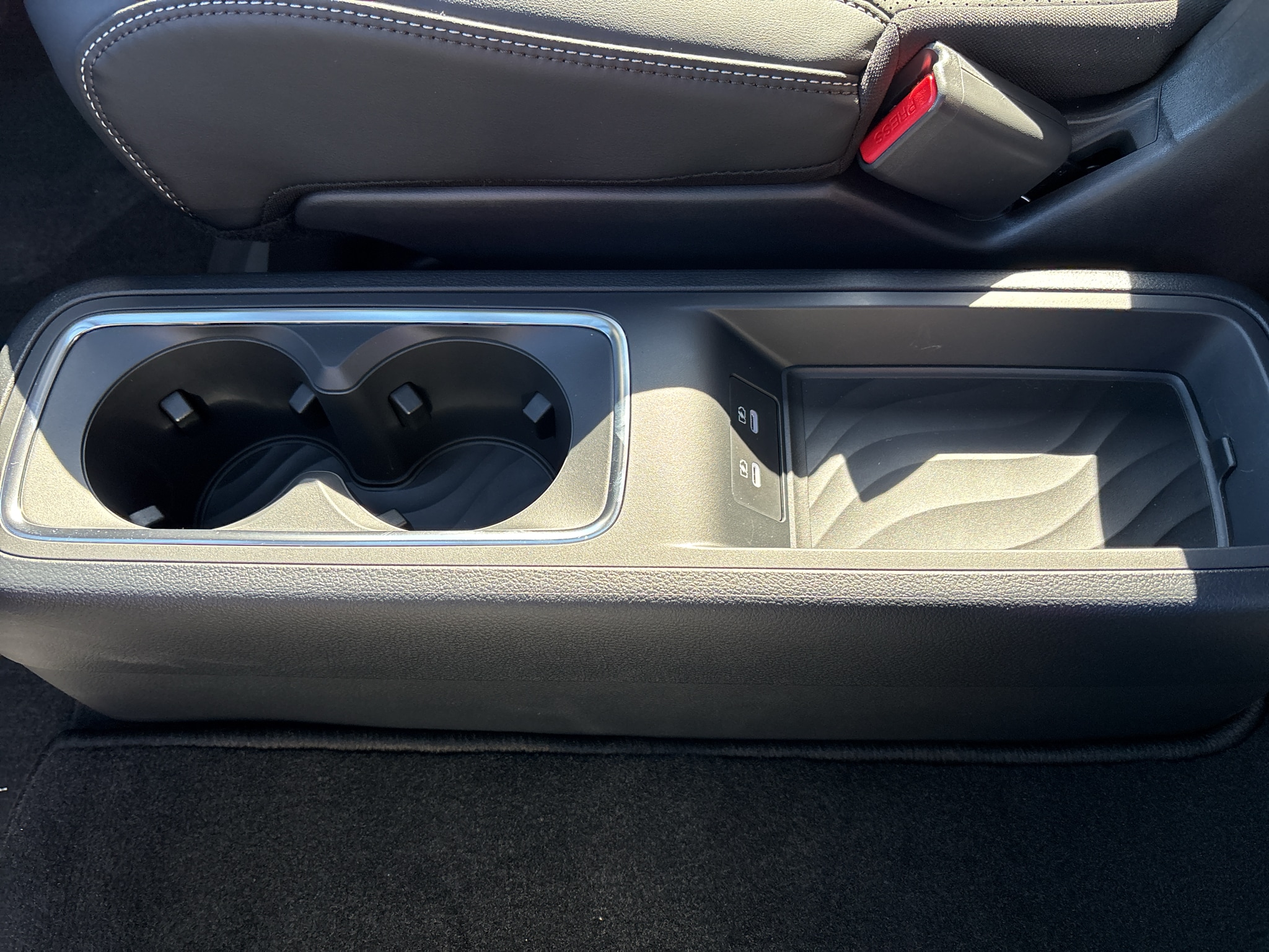 2026 Nissan Armada Platinum - Photo 20