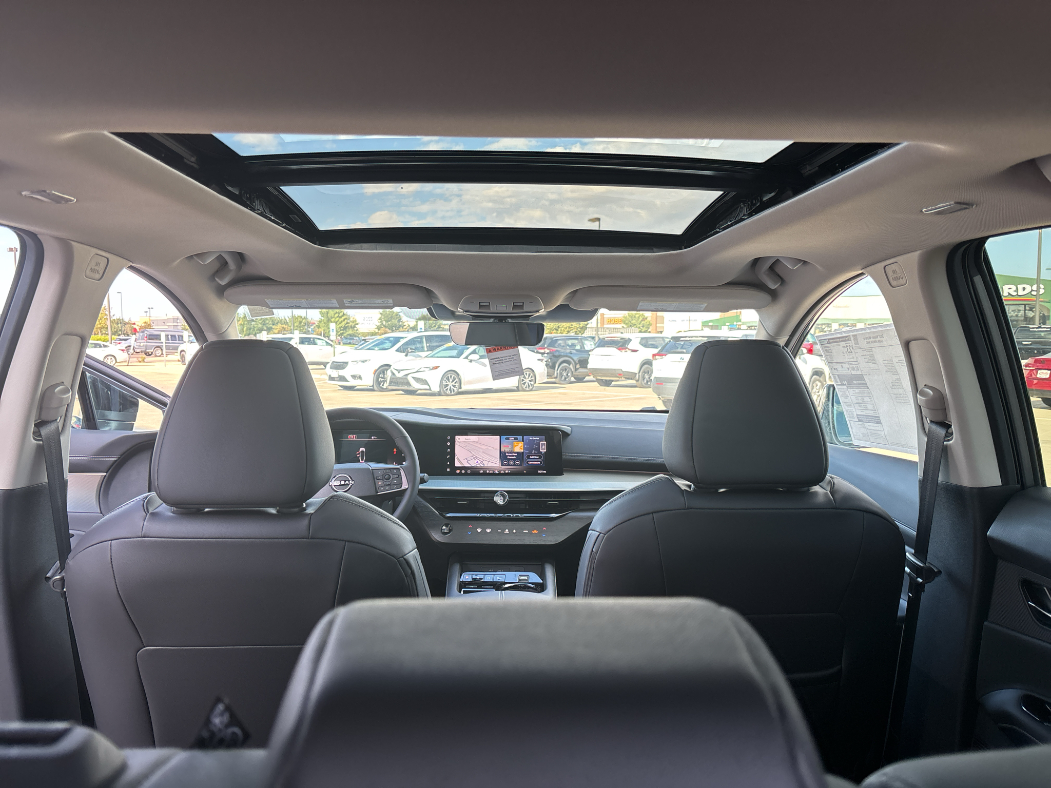 2027 Nissan Murano Dark Armor - Photo 17