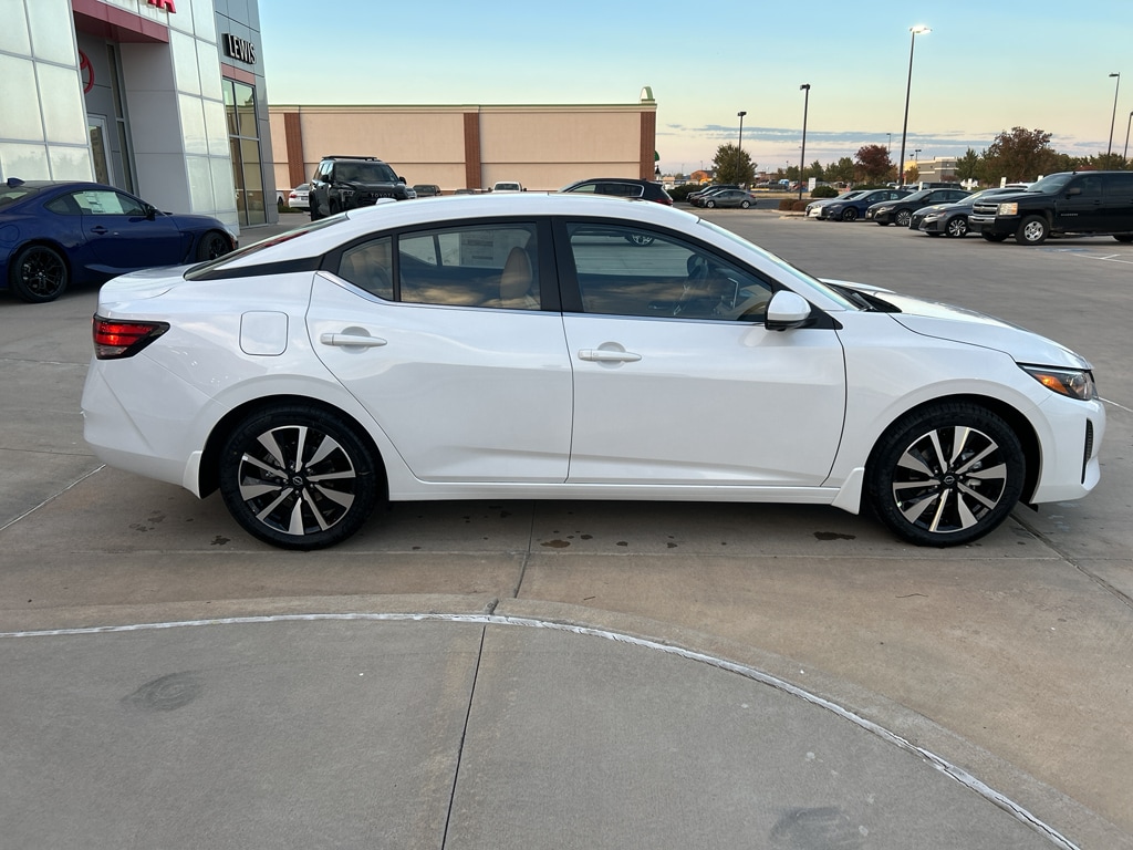 New 2025 Nissan Sentra SV Sedan