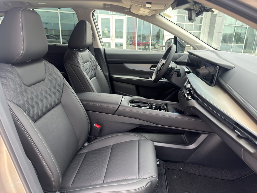 2026 Nissan Murano Platinum - Photo 6