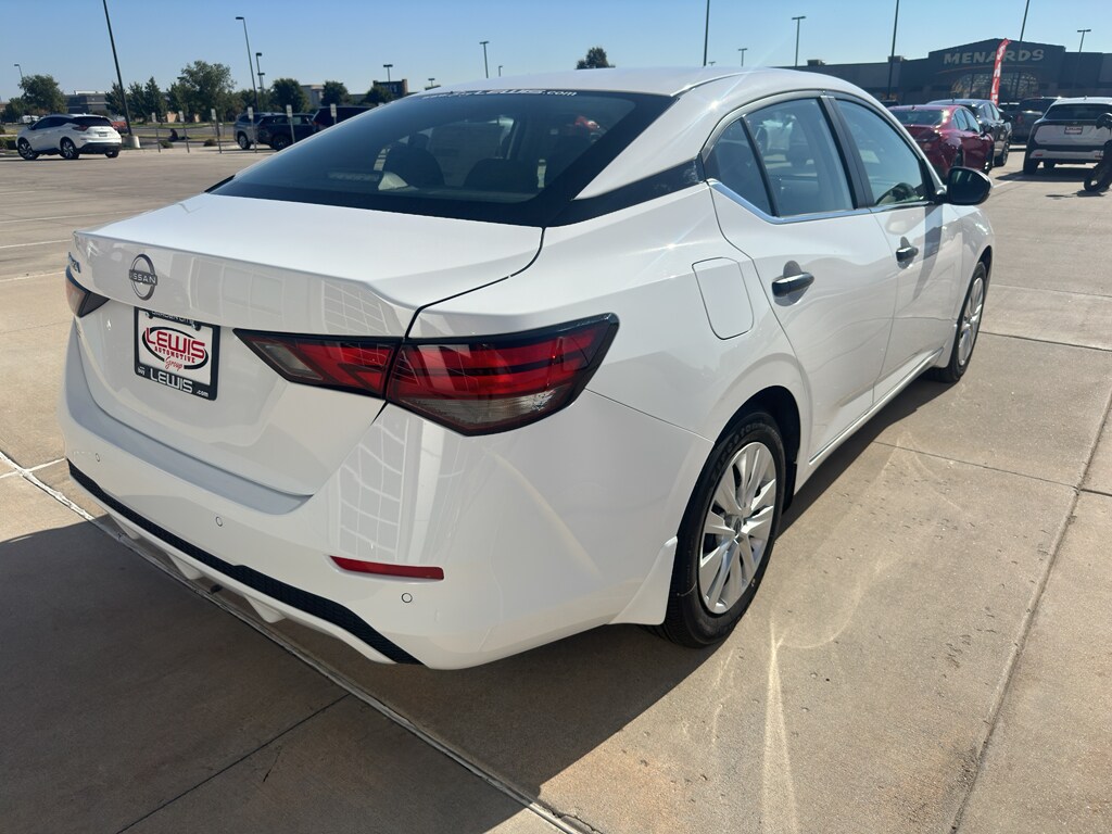 2025 Nissan Sentra S photo 3