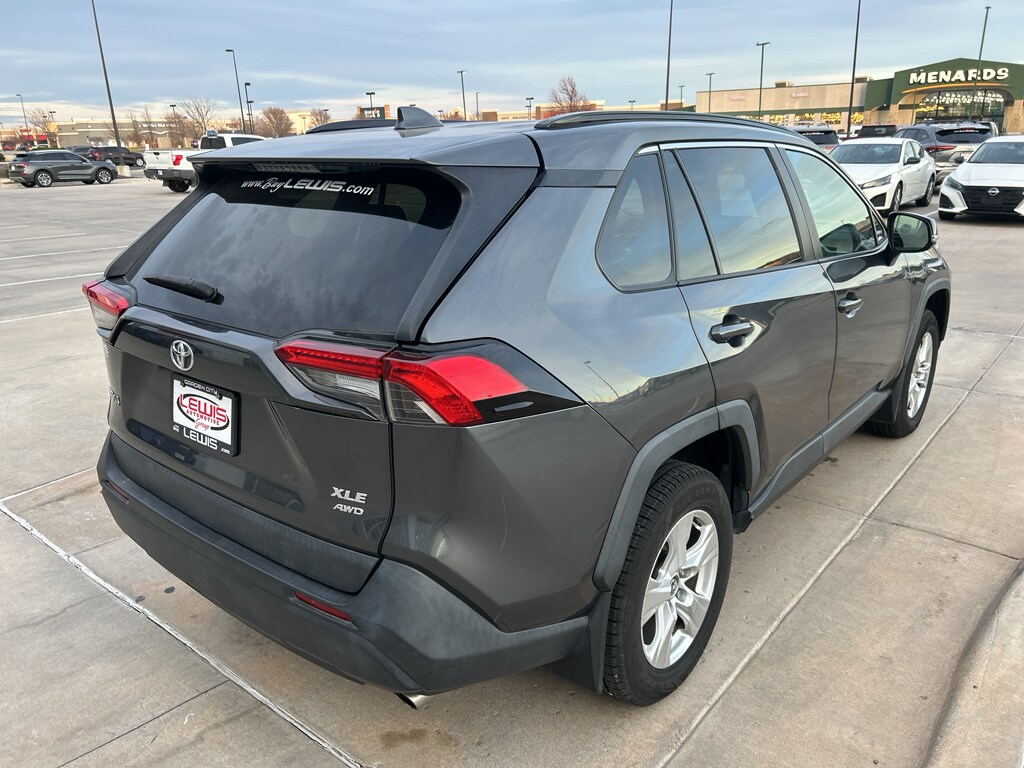 Used 2020 Toyota RAV4 XLE SUV