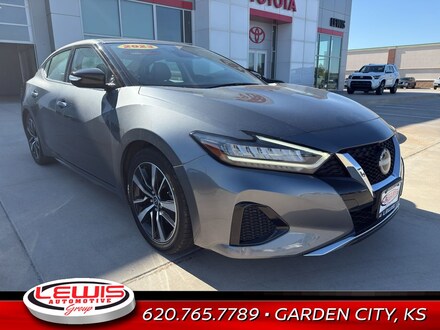 2023 Nissan Maxima SV Sedan