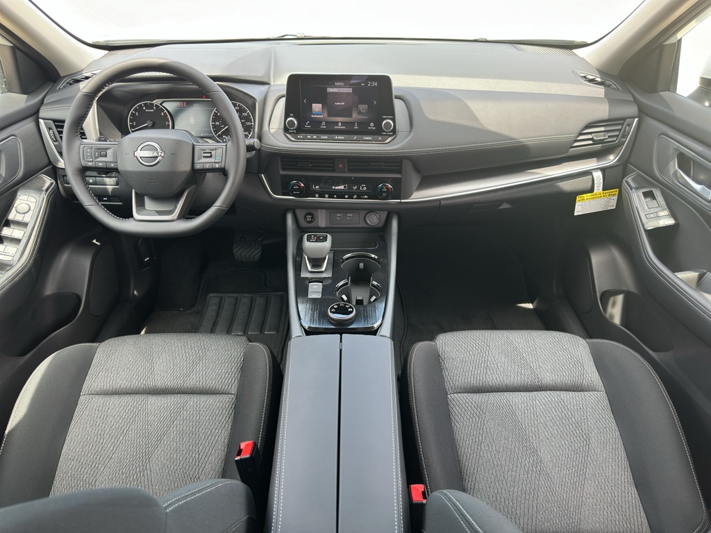 2026 Nissan Rogue SV - Photo 12