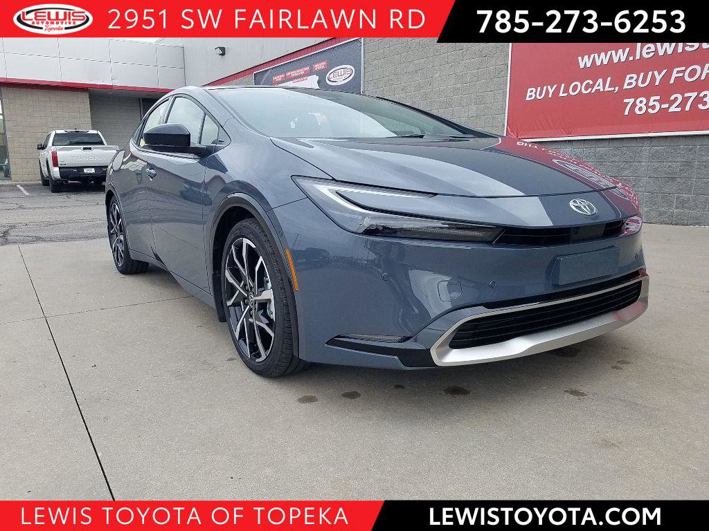 2026 Toyota Prius XSE Premium's photo