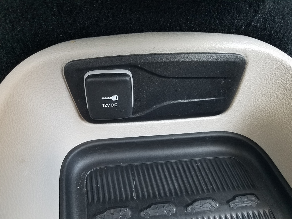 2024 Chrysler Pacifica Touring L - Photo 13
