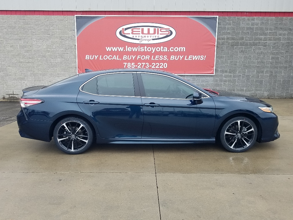 Used 2019 Toyota Camry XSE with VIN 4T1B61HK5KU700140 for sale in Kansas City