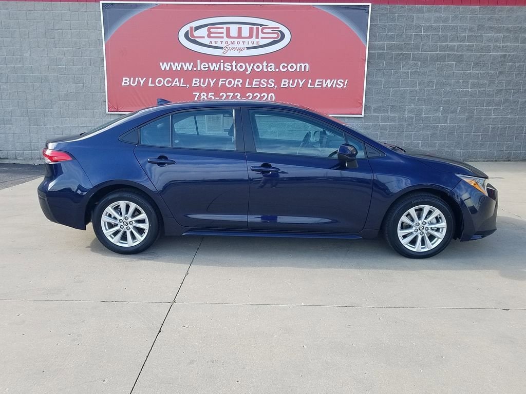 Used 2024 Toyota Corolla LE with VIN 5YFB4MDE4RP136872 for sale in Kansas City