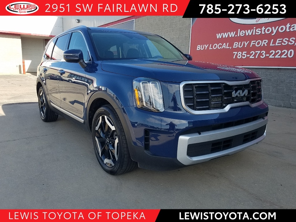 Used 2024 Kia Telluride S with VIN 5XYP6DGCXRG476851 for sale in Kansas City