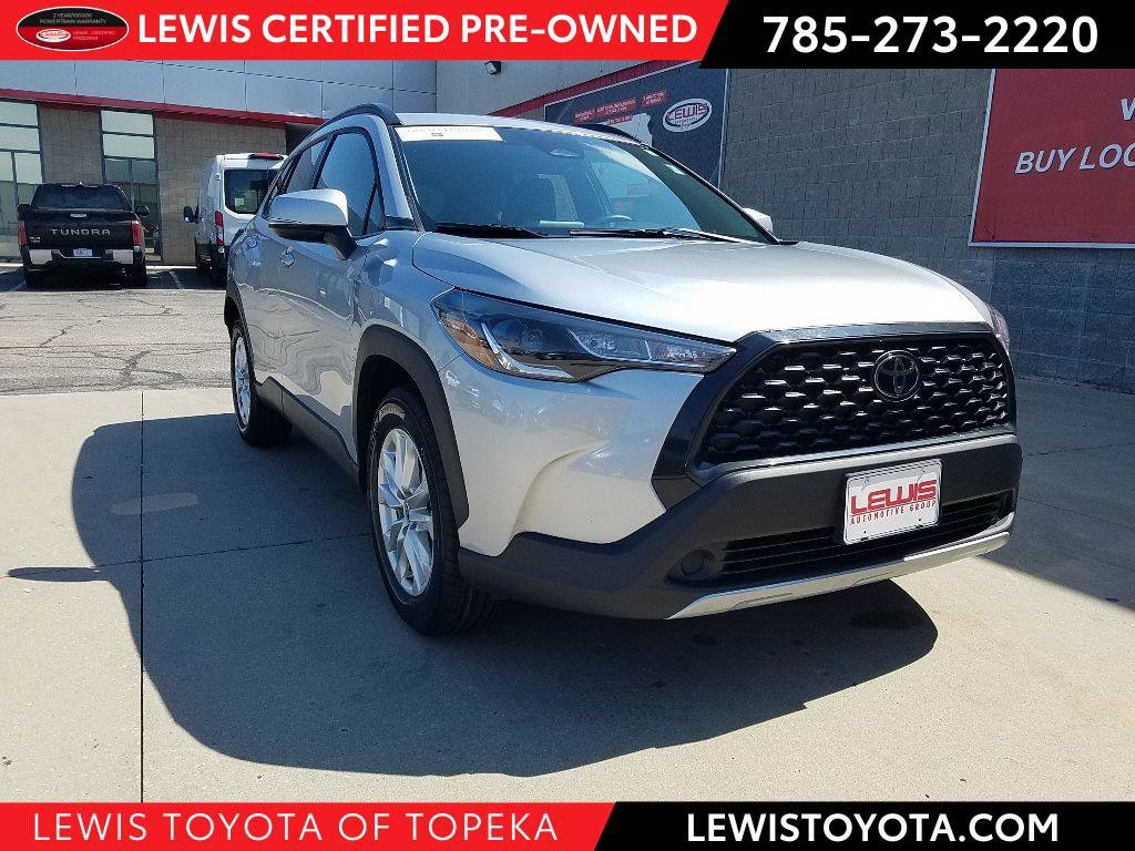 Used 2024 Toyota Corolla Cross LE SUV
