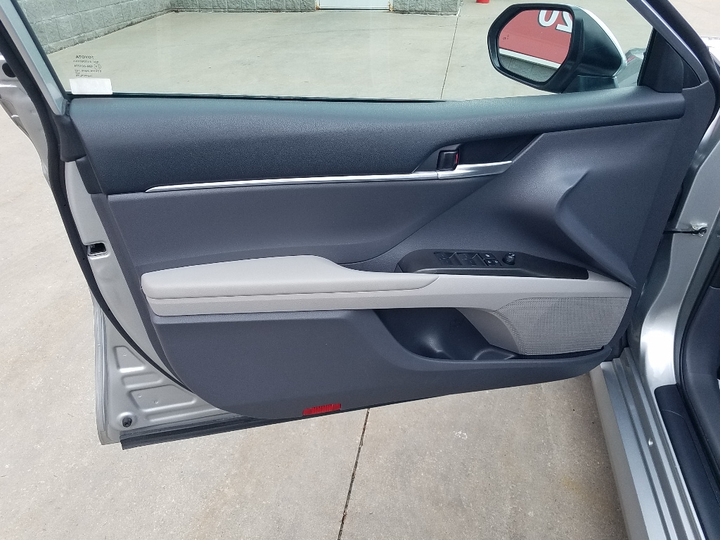 Used 2024 Toyota Camry LE with VIN 4T1R11AK8RU862801 for sale in Kansas City