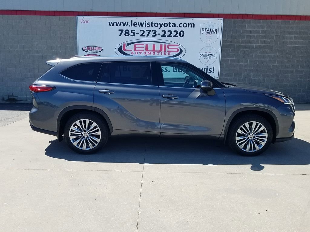 Certified 2023 Toyota Highlander Platinum with VIN 5TDKDRBH1PS014596 for sale in Kansas City