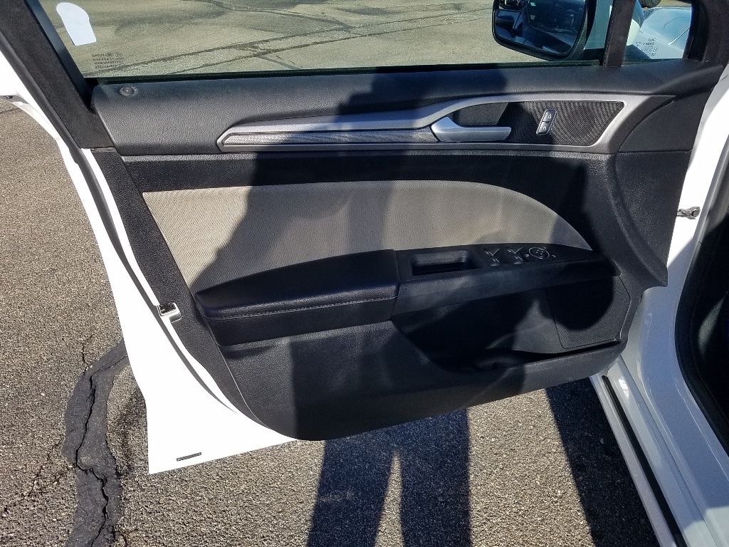 Used 2018 Ford Fusion S with VIN 3FA6P0G73JR118513 for sale in Kansas City