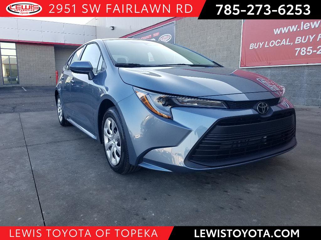 2026 Toyota Corolla LE's photo
