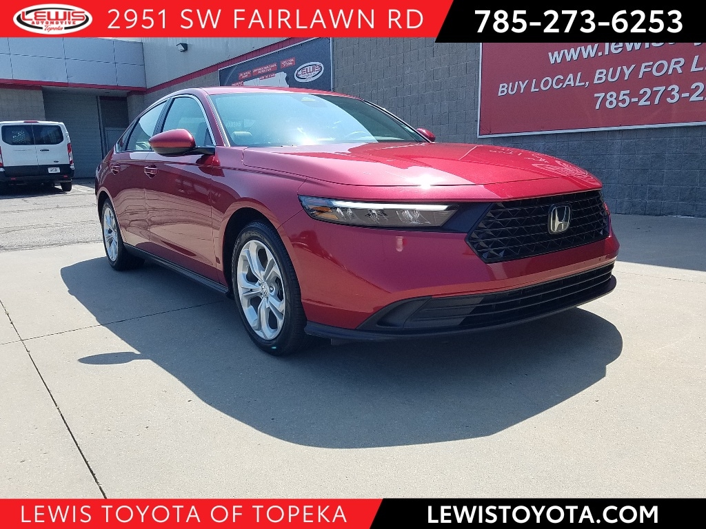 Used 2024 Honda Accord LX with VIN 1HGCY1F20RA022092 for sale in Kansas City