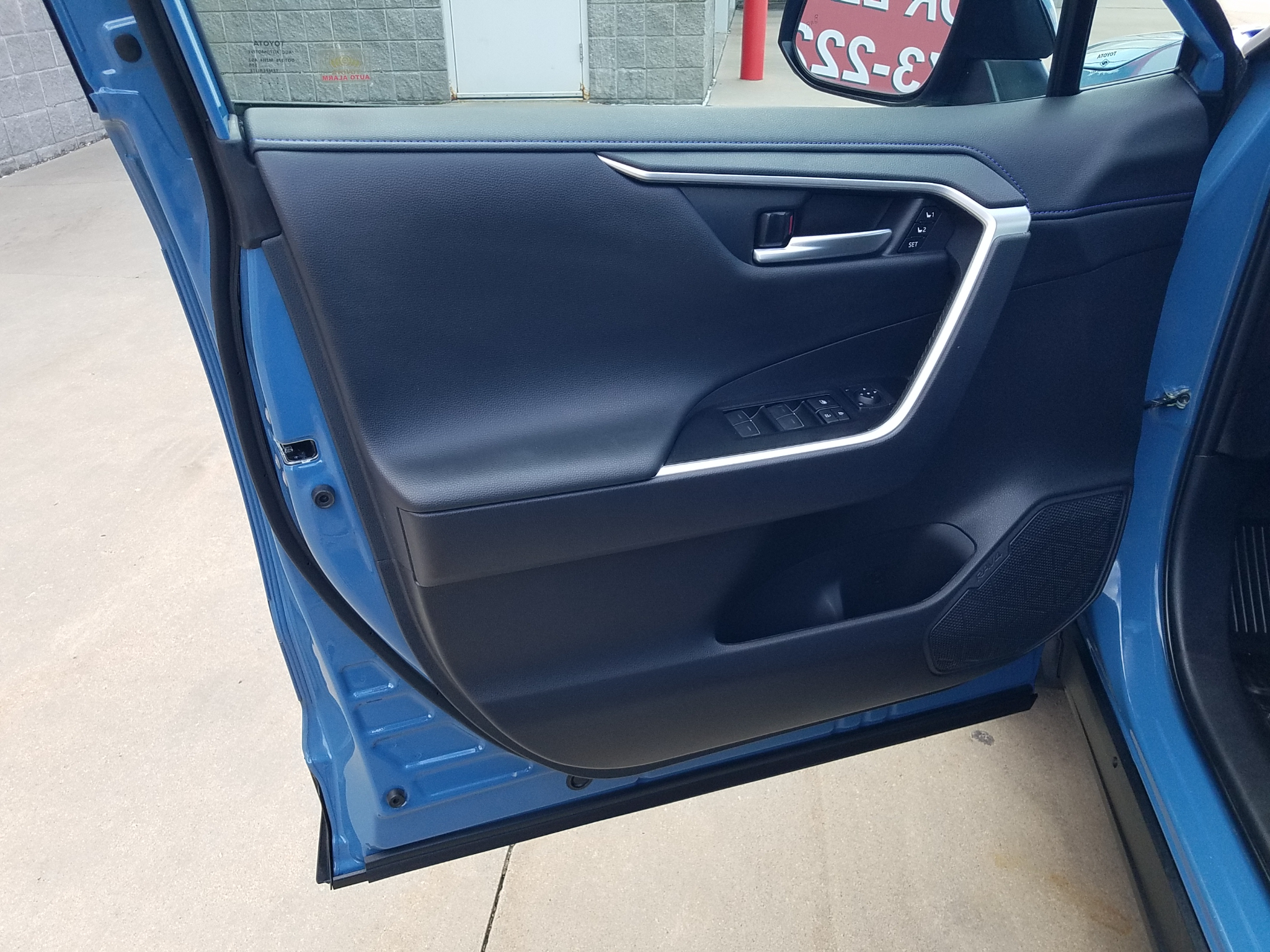 Certified 2025 Toyota RAV4 XSE with VIN 4T3E6RFV3SU190225 for sale in Kansas City