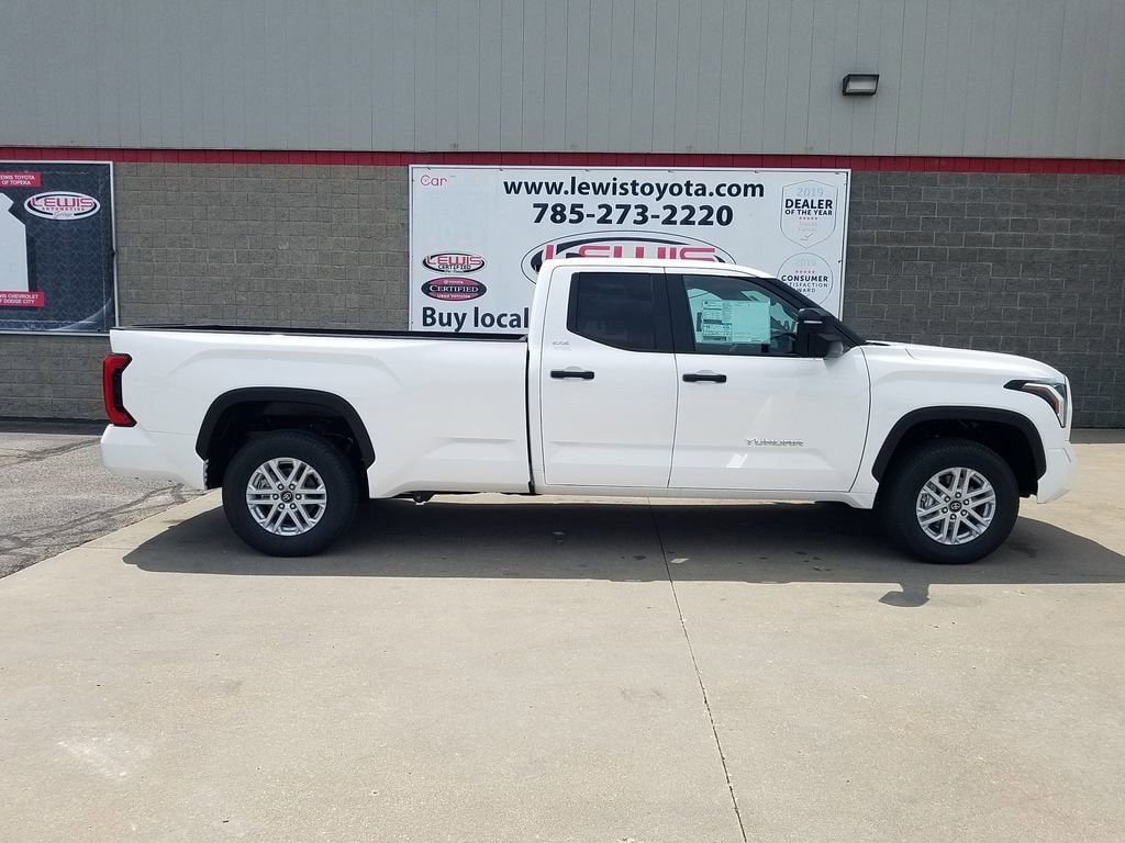 Used 2025 Toyota Tundra SR5 with VIN 5TFLA5GD9SX004008 for sale in Kansas City