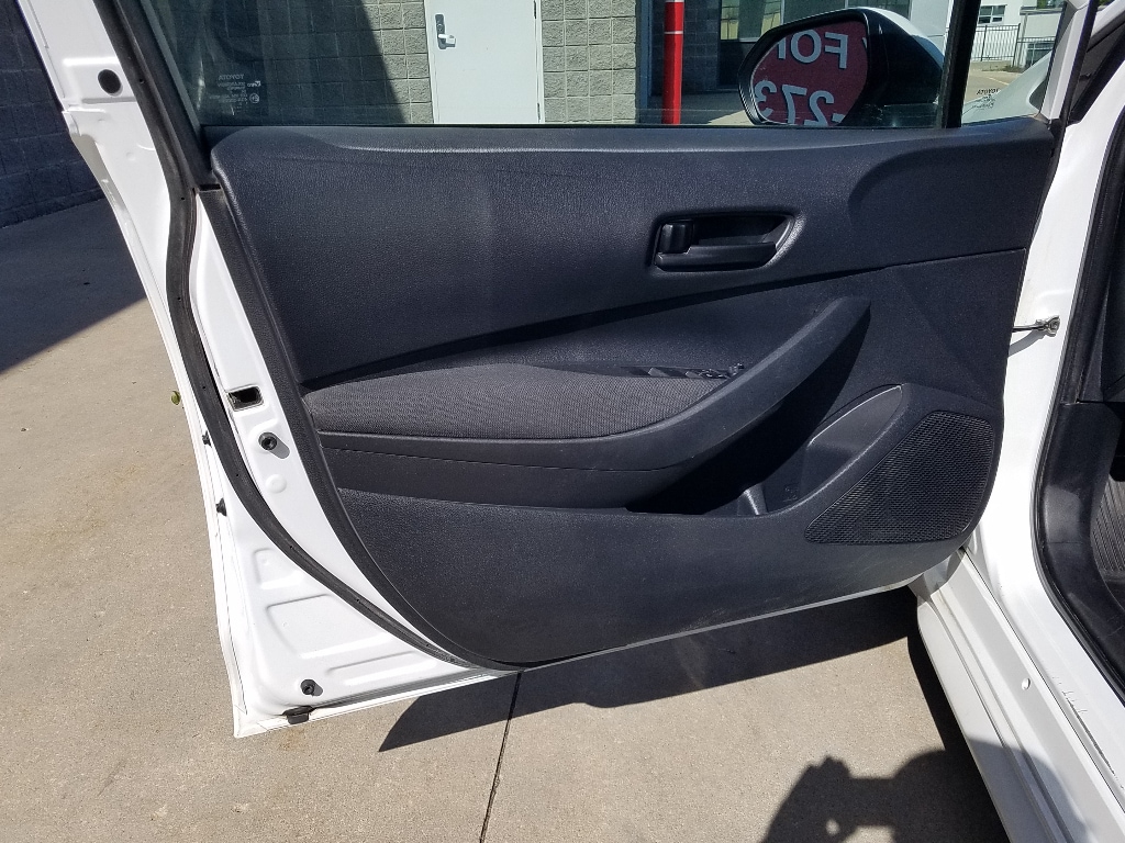 Used 2023 Toyota Corolla LE with VIN 5YFB4MDE1PP030456 for sale in Kansas City