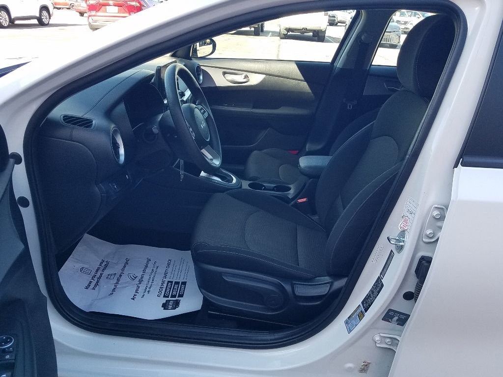 Used 2024 Kia Forte LXS Sedan