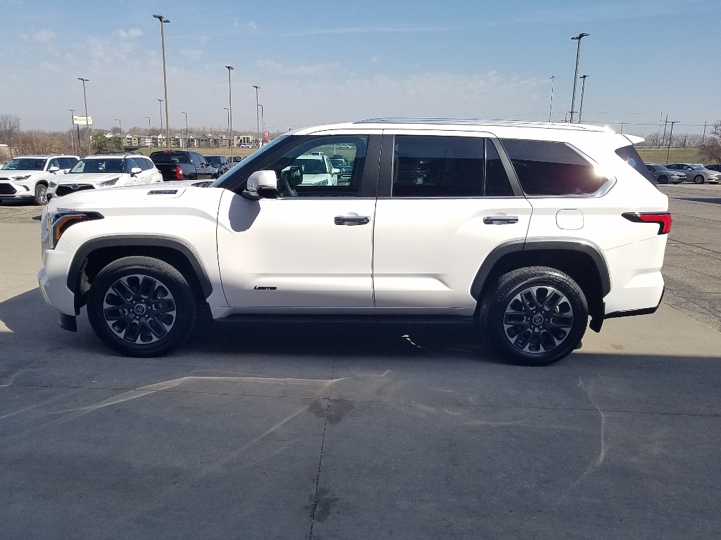 2024 Toyota Sequoia Limited - Photo 20