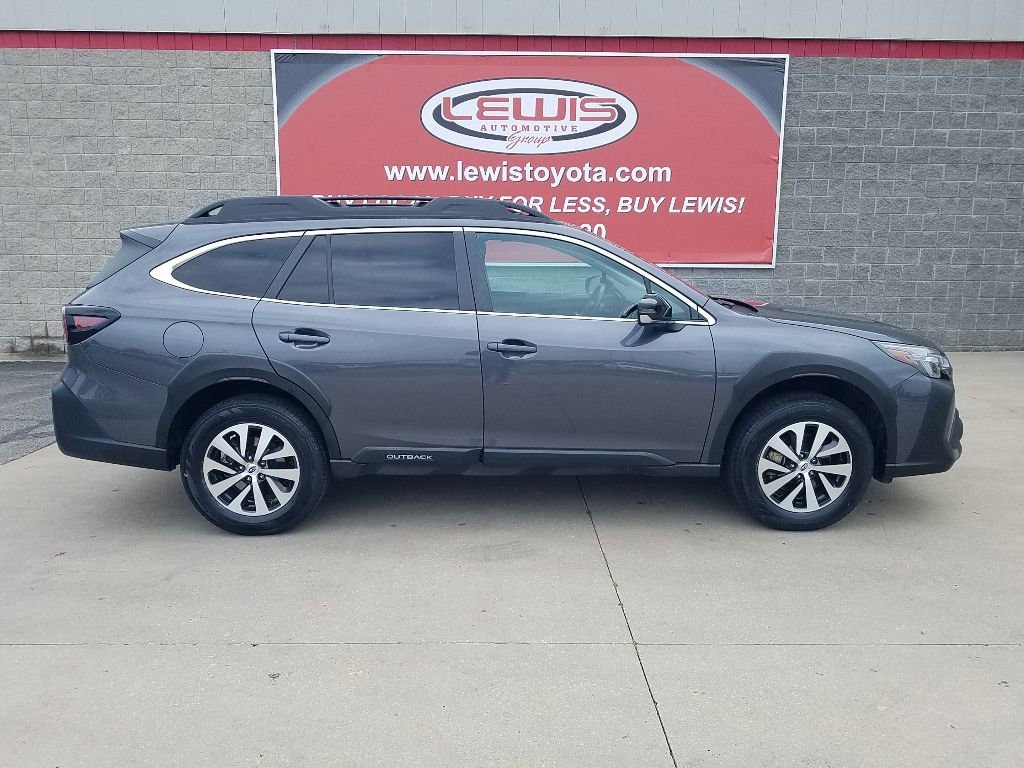 Used 2023 Subaru Outback Premium SUV