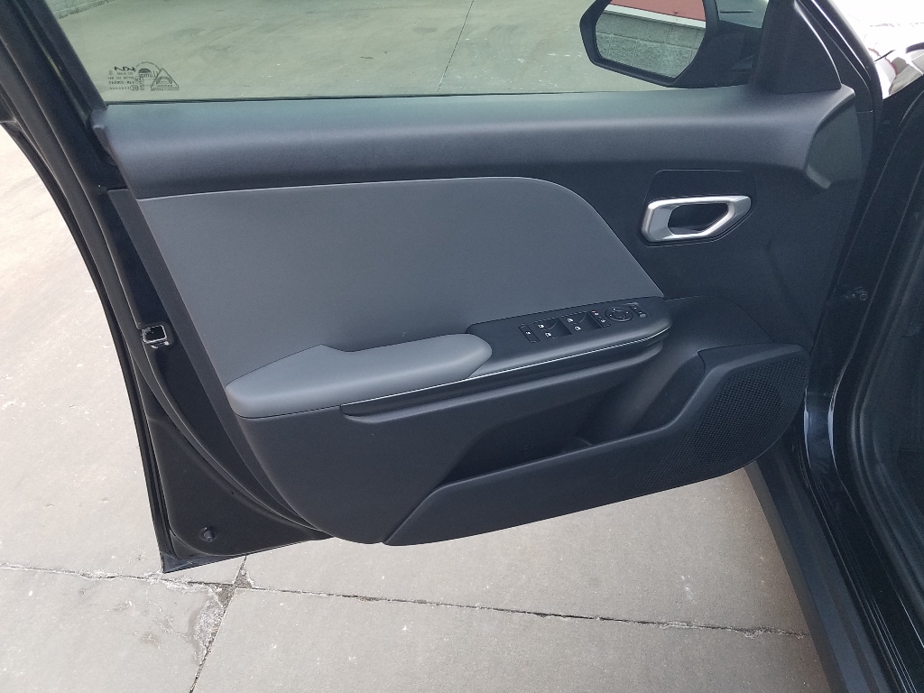 Used 2025 Kia K4 LX with VIN 3KPFT4DE2SE049273 for sale in Kansas City