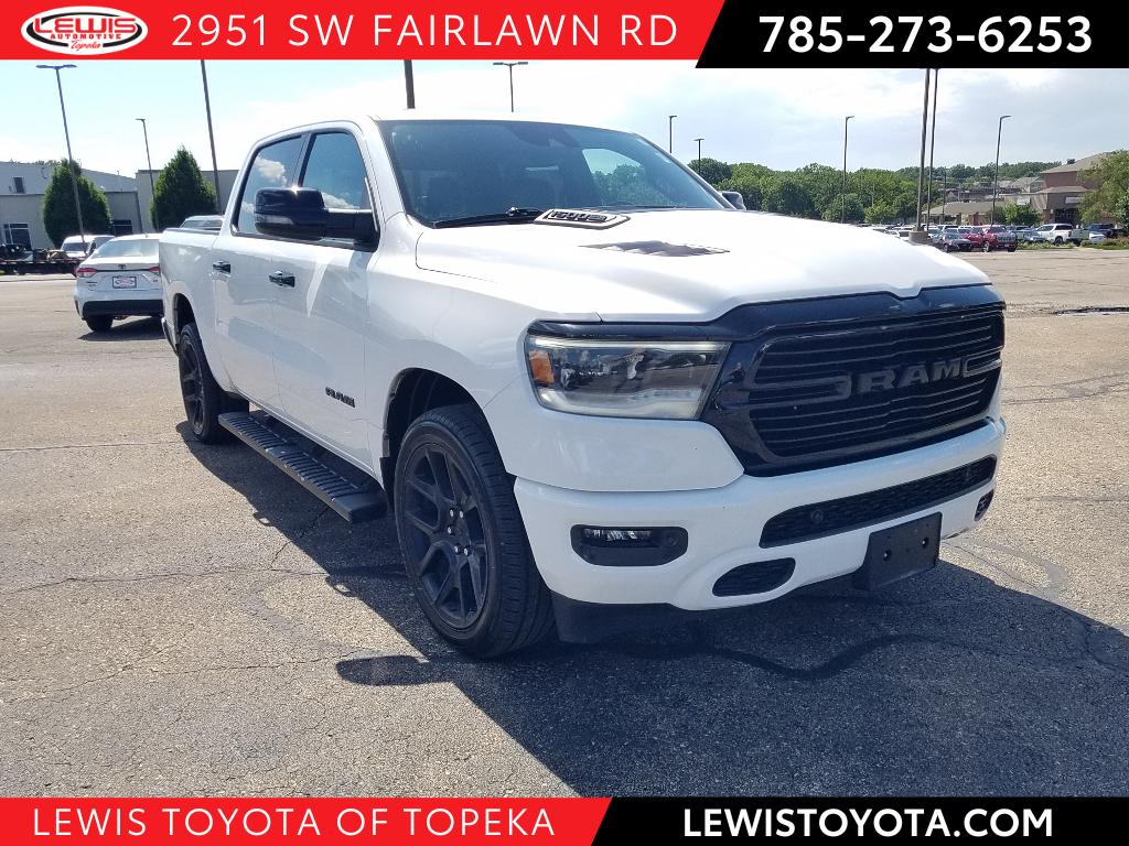 2024 RAM 1500 Laramie 4x4 Crew Cab 5'7's photo
