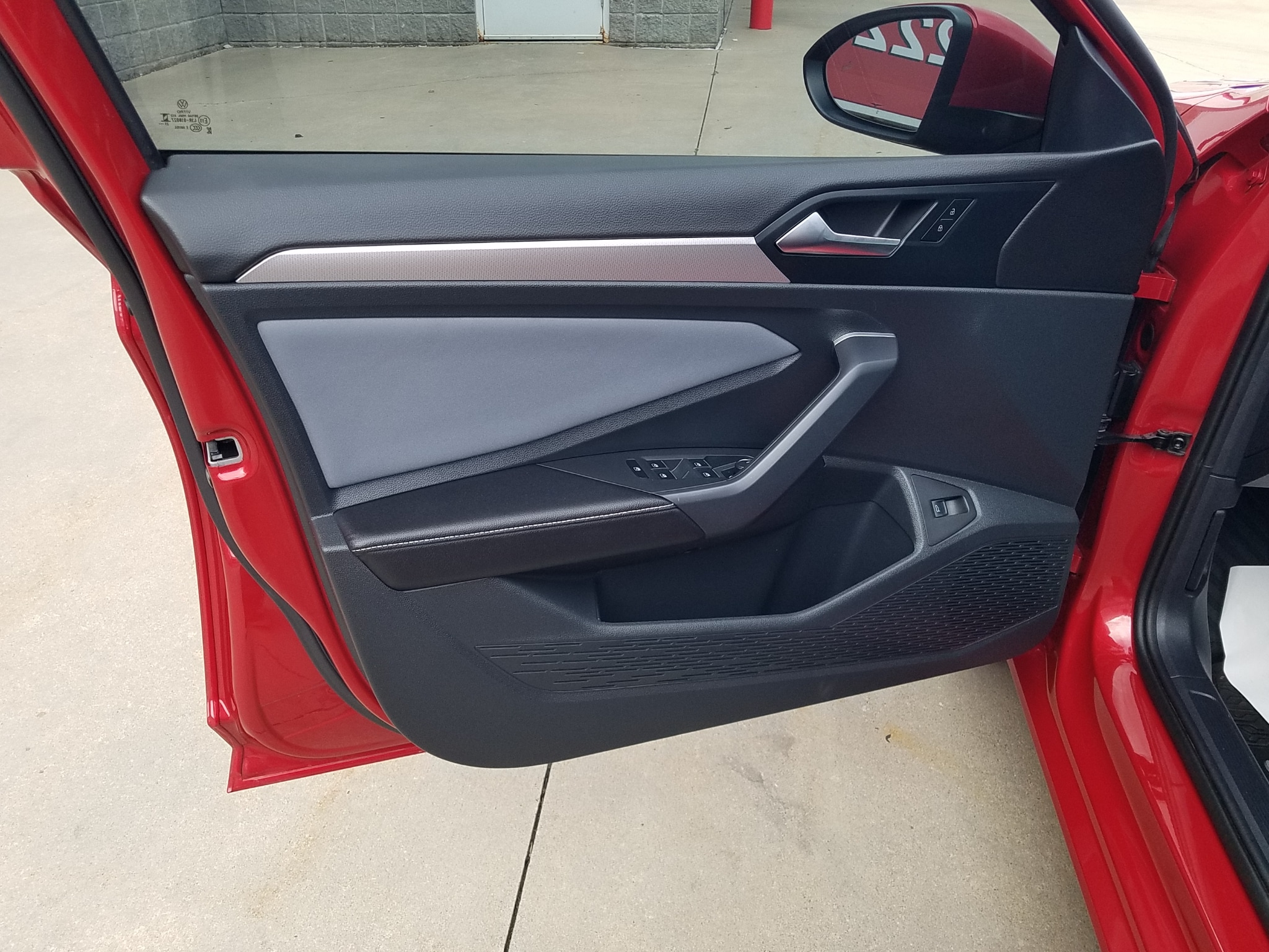 Used 2026 Volkswagen Jetta SE with VIN 3VW7W7BU4TM021552 for sale in Kansas City