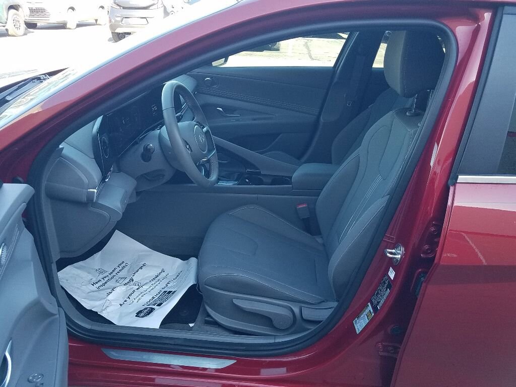 Used 2024 Hyundai Elantra SEL Sedan