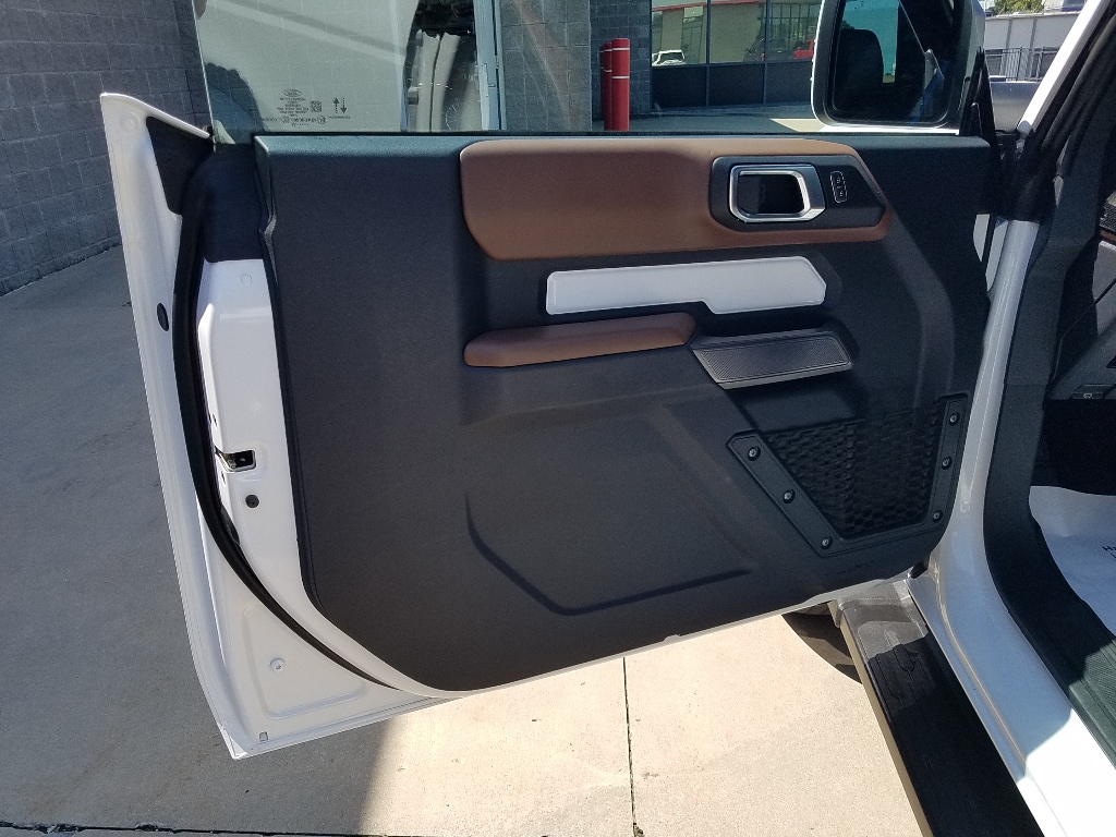 Used 2022 Ford Bronco 2-Door Outer Banks with VIN 1FMDE5AH4NLB05260 for sale in Kansas City